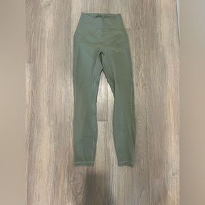 Lululemon Unlimit HR Legging 25” *Nulu